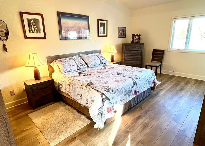 Holiday home Remodeled Townhome On Golf Course With Stunning Red Rock Views Sedona