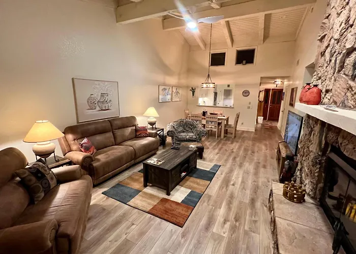 Remodeled Townhome On Golf Course With Stunning Red Rock Views Holiday home Sedona
