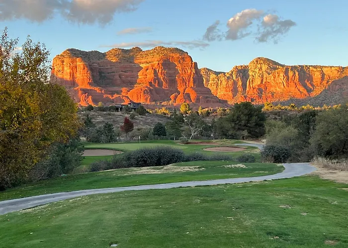 Holiday home Remodeled Townhome On Golf Course With Stunning Red Rock Views